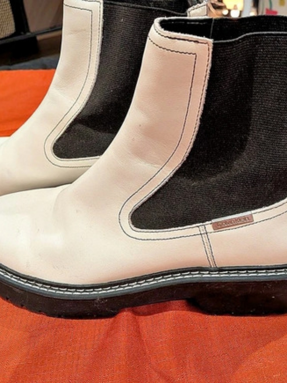 Calvin Klein Shari Lug Sole Chelsea Boot Chelsea Ankle Boots in White & Black